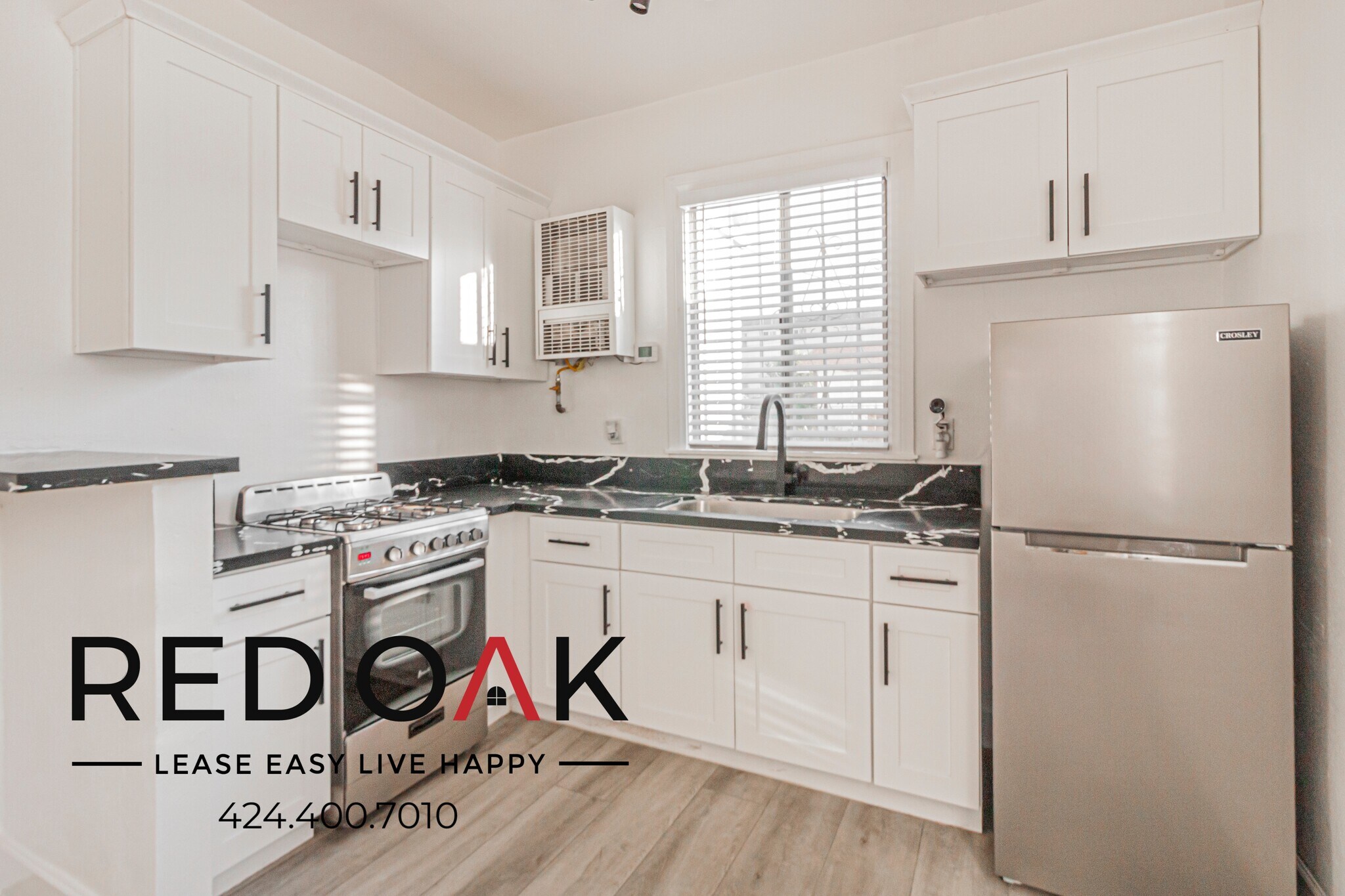 Building Photo - 1017 S Kingsley Dr