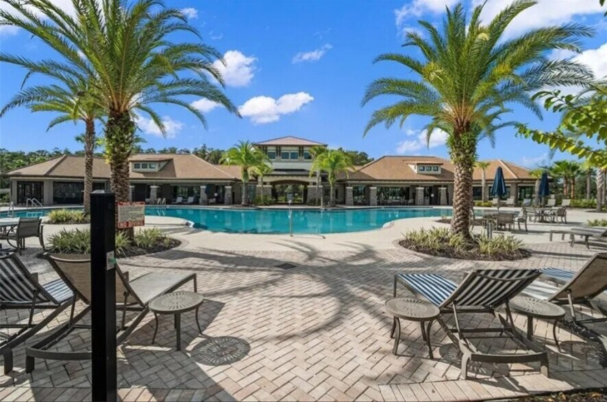 Clubhouse - 2500 Avian Loop