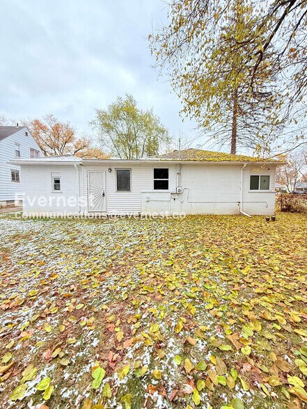 Building Photo - 18455 Wormer Ave