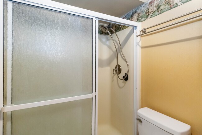 Building Photo - 9410 7th Ave