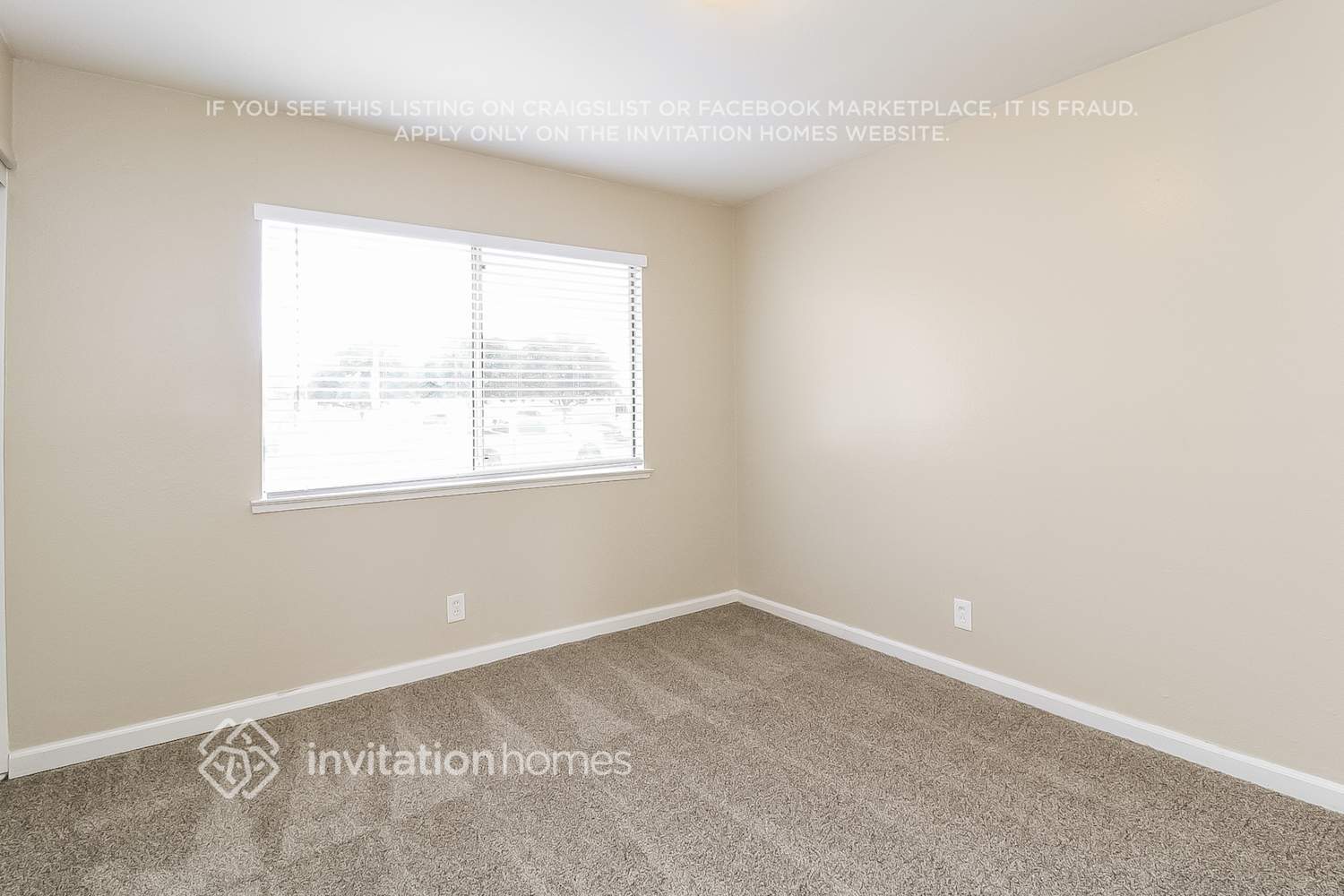 Building Photo - 10471 Reymouth Ave