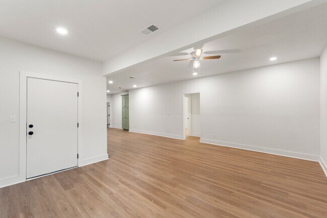 Building Photo - 2406 Gorman Ave