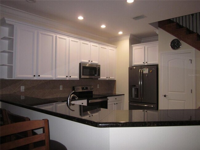 Building Photo - 4015 Courtside Way