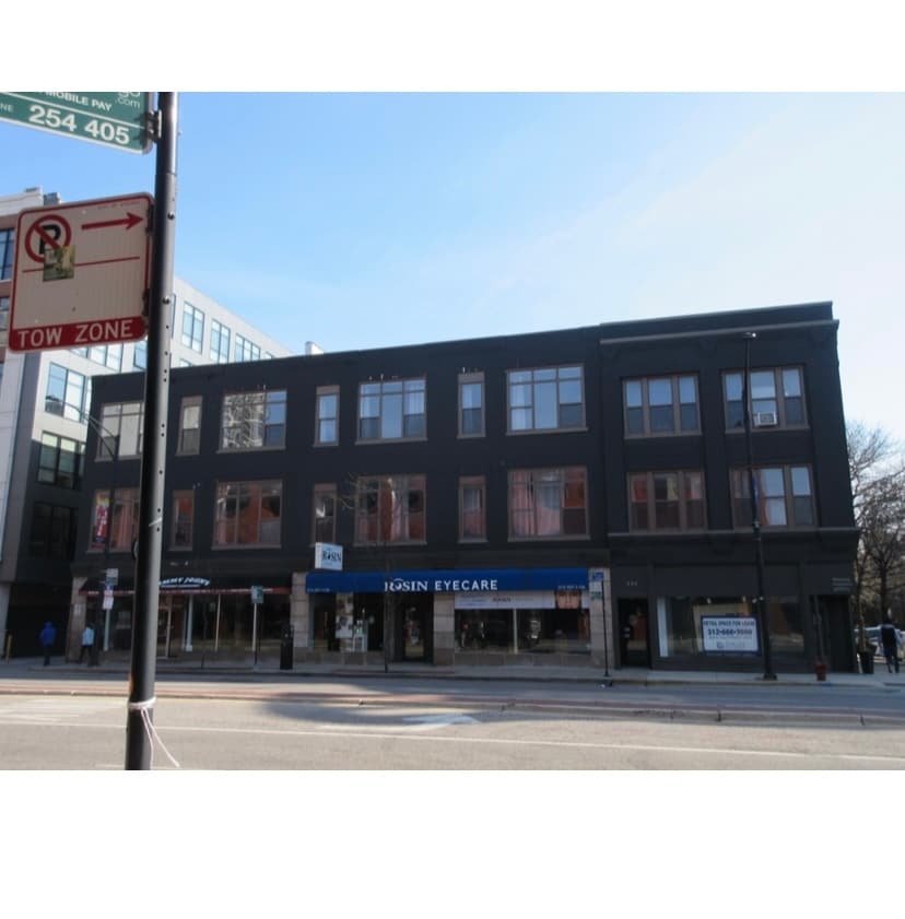 Building Photo - 245 W North Ave