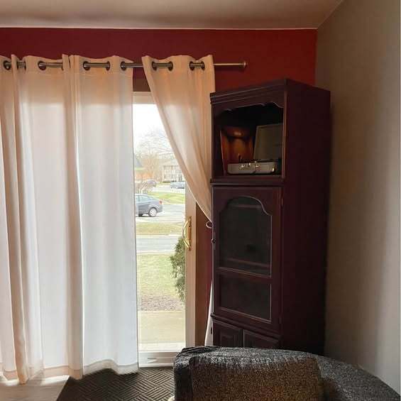 Building Photo - 1618 S 115th Ct