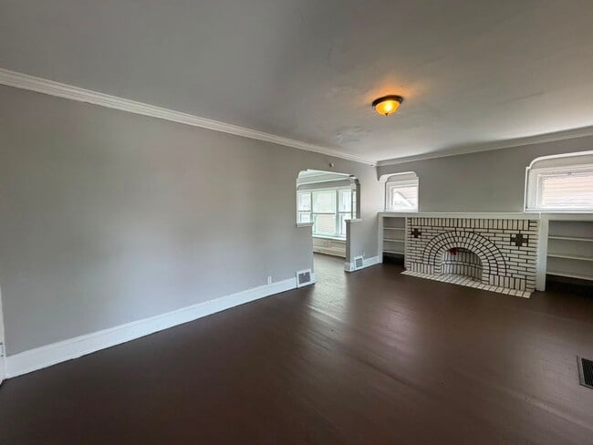 Building Photo - 3697 E 146th St