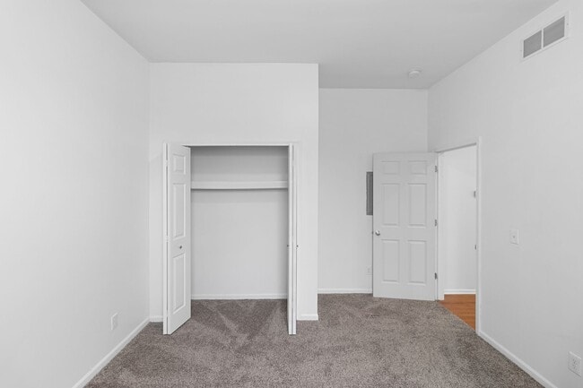 Building Photo - Cross Street Apartments (JAB Ypsi LLC)
