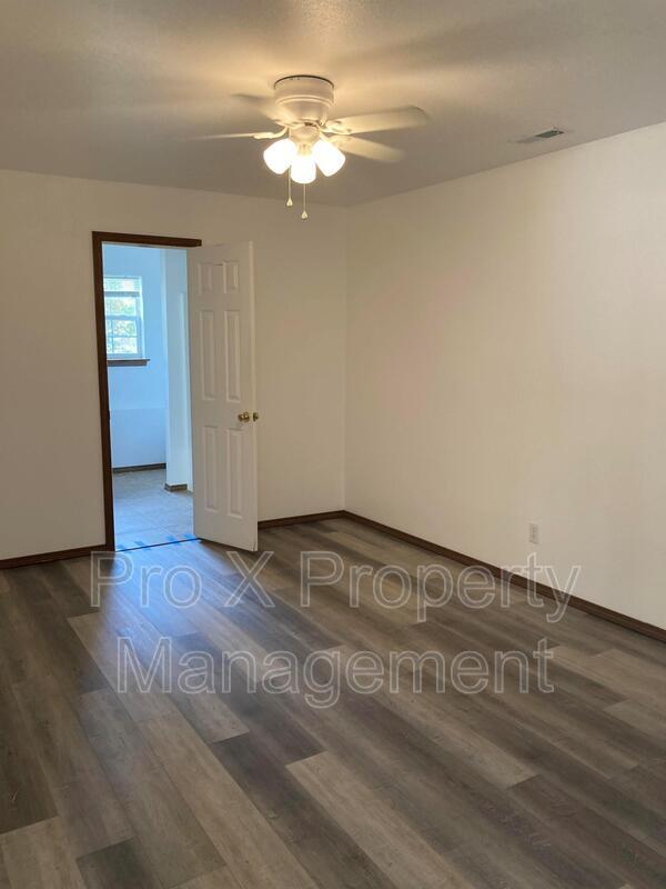 Building Photo - 2898-A S Kenser Ct