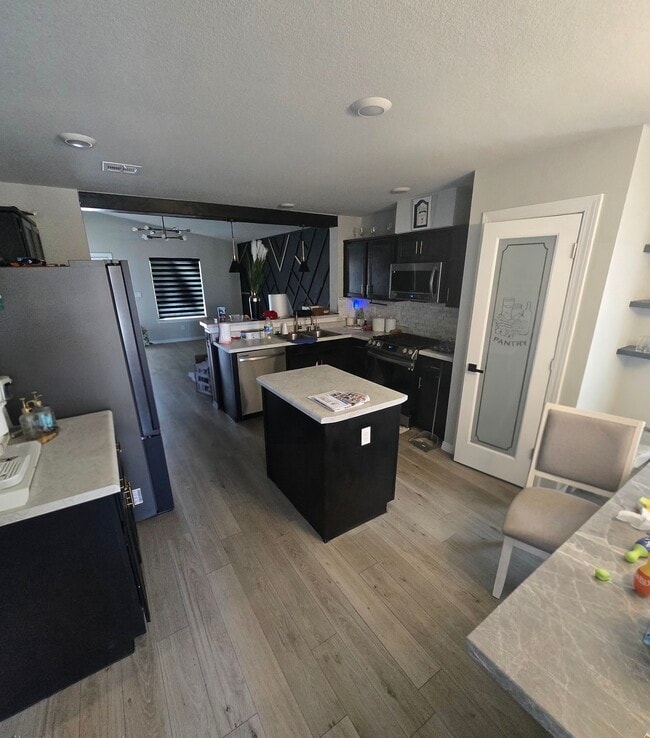 Building Photo - Mescal Bean