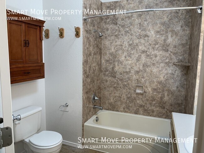 Building Photo - 222 Straughan-