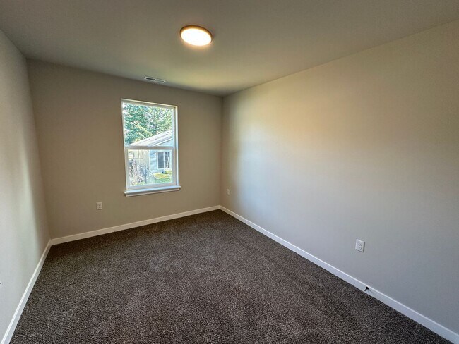 Building Photo - 1818 chipman St SE