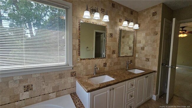 Building Photo - 4488 Penhurst Ct