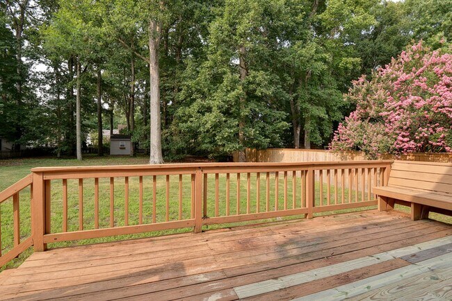 Building Photo - Lovely home in Woods of Tabb
