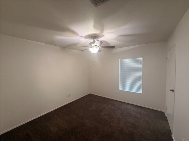 Building Photo - 3214 Big Spruce Dr