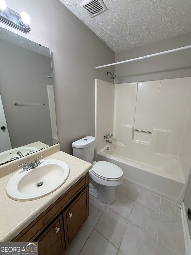 Building Photo - 105 Fruitwood Trce