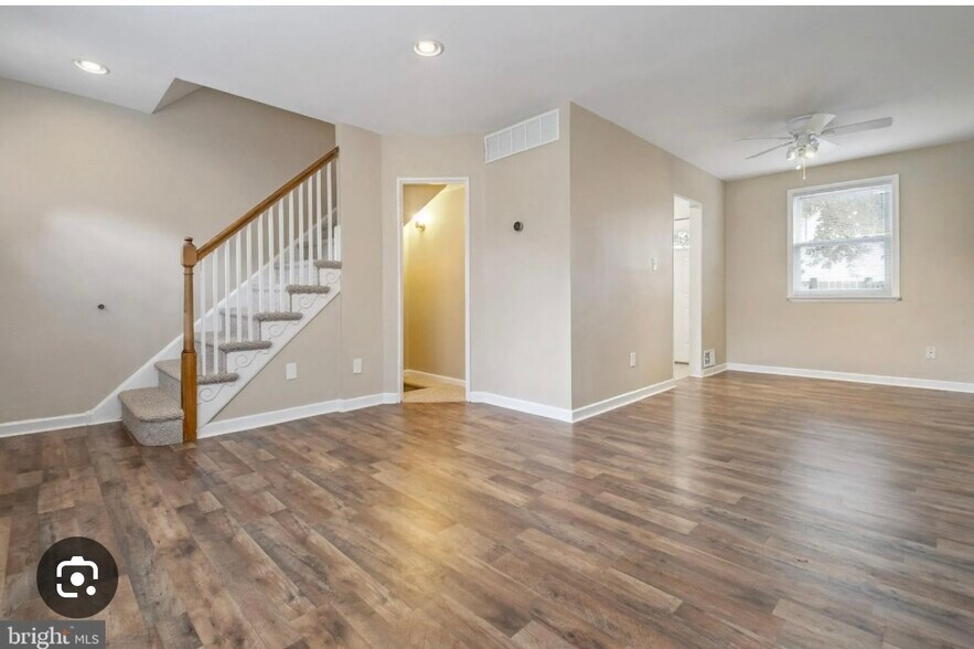 Building Photo - 1016 Phillip Powers Dr