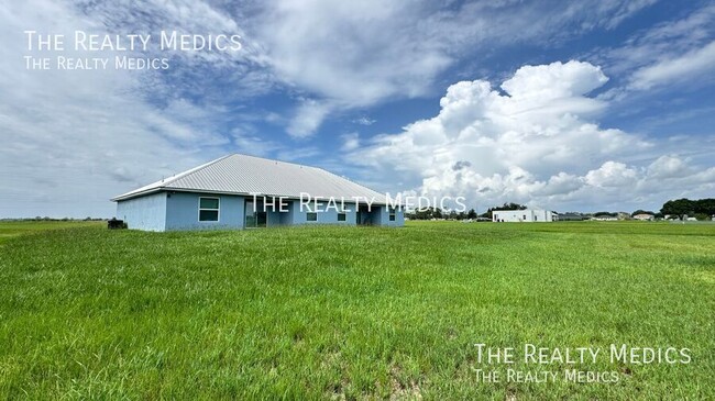 Building Photo - 8219 Cozumel Ln
