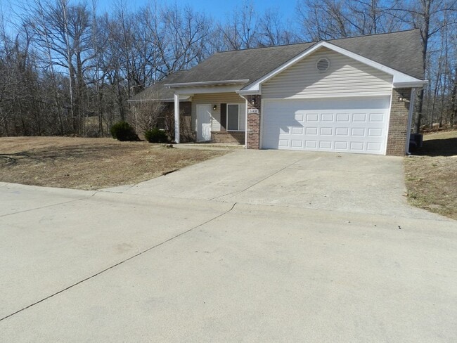 Building Photo - 24430 Tanglewood Rd