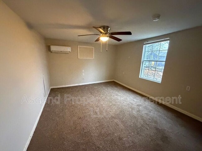 Building Photo - 2111 Chamberlain Ave.