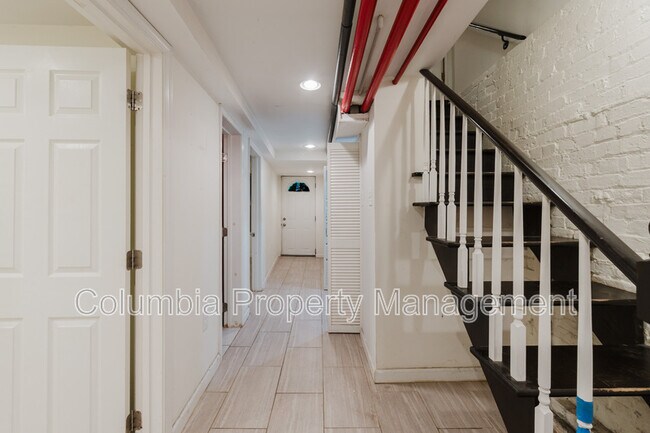 Building Photo - 3523 Warder St NW