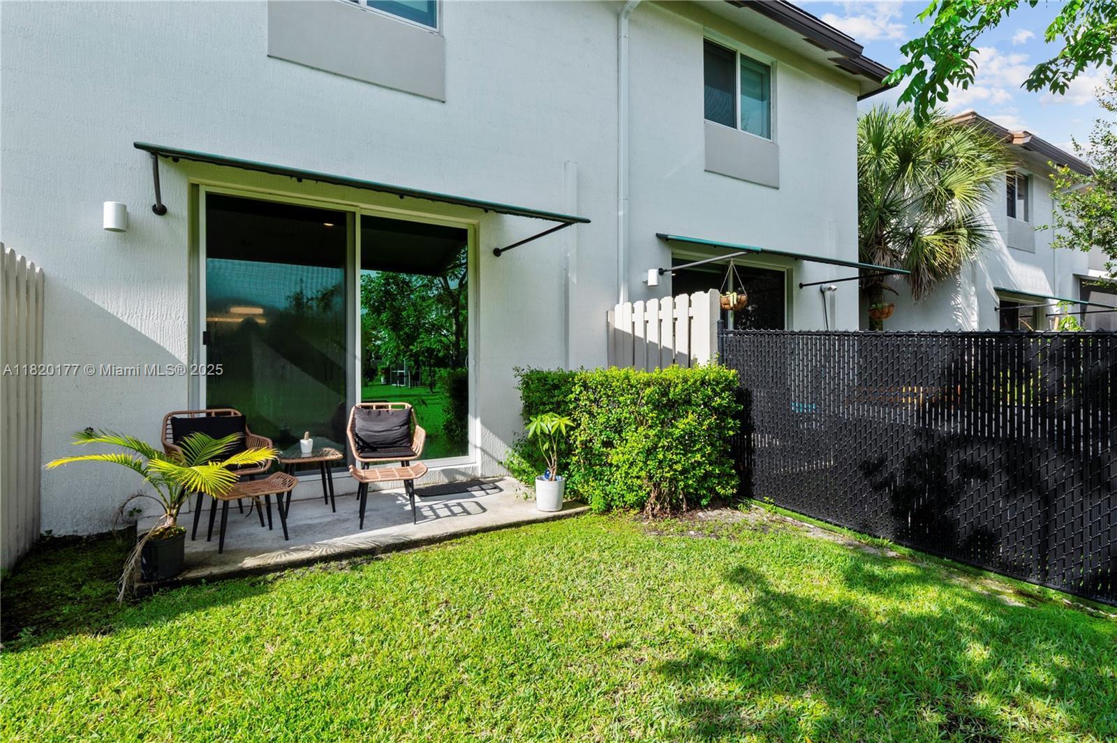 Building Photo - 6285 SW 47th Mnr