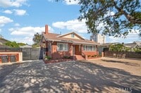 Building Photo - 327 Vine St