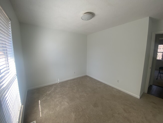 2nd bedroom across from master - 1464 Waynesboro Ln