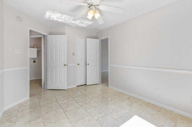Building Photo - 21812 Whispering Forest Dr
