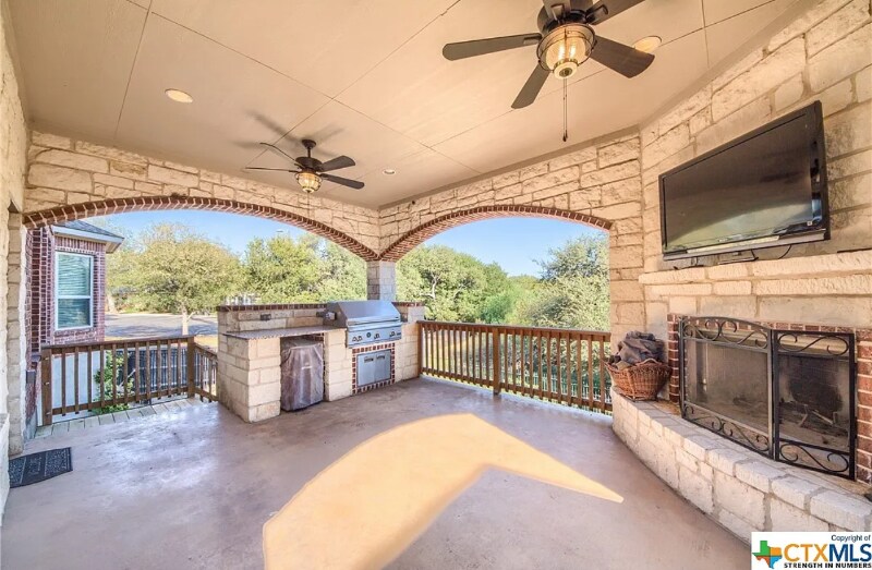 Building Photo - 11935 Newton Trail