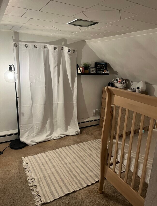 Bedroom 2 - 141 Lagrange St