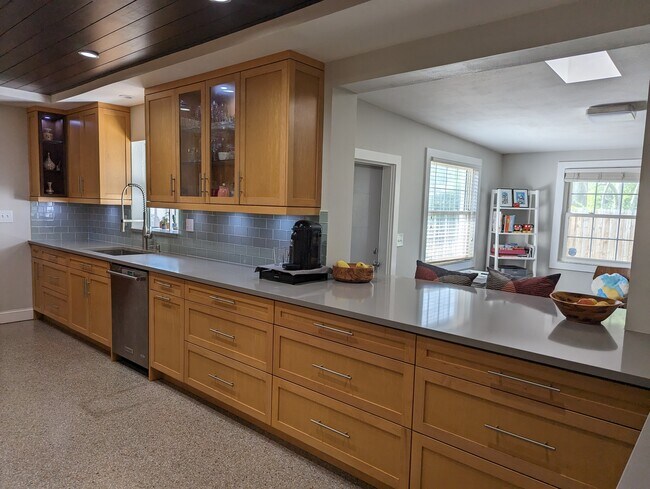 Building Photo - 3701 Ibis Dr