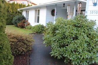 Building Photo - Beautiful 3 Bedroom  Home FOR RENT in Great Community of Steilacoom!!