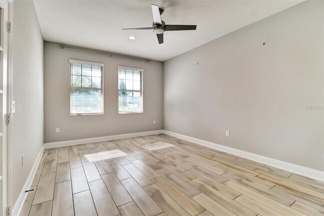 Building Photo - 1856 Napoli Dr