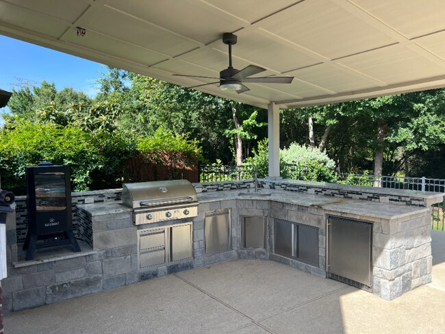 Building Photo - 21103 Kelliwood Arbor Ln