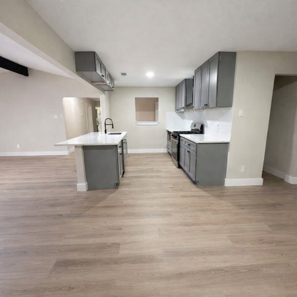 Building Photo - 619 Wilson Ct