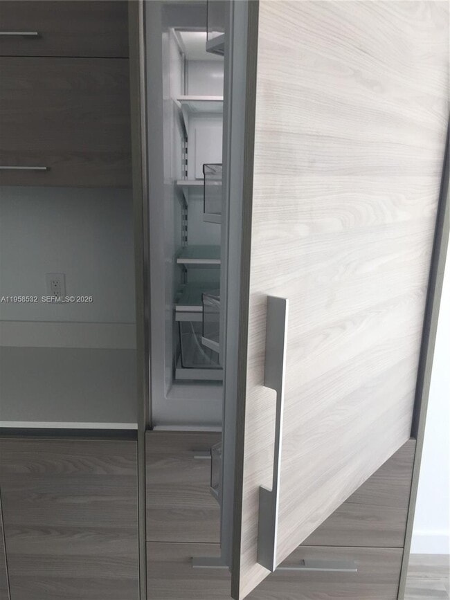 Building Photo - 1300 S Miami Ave