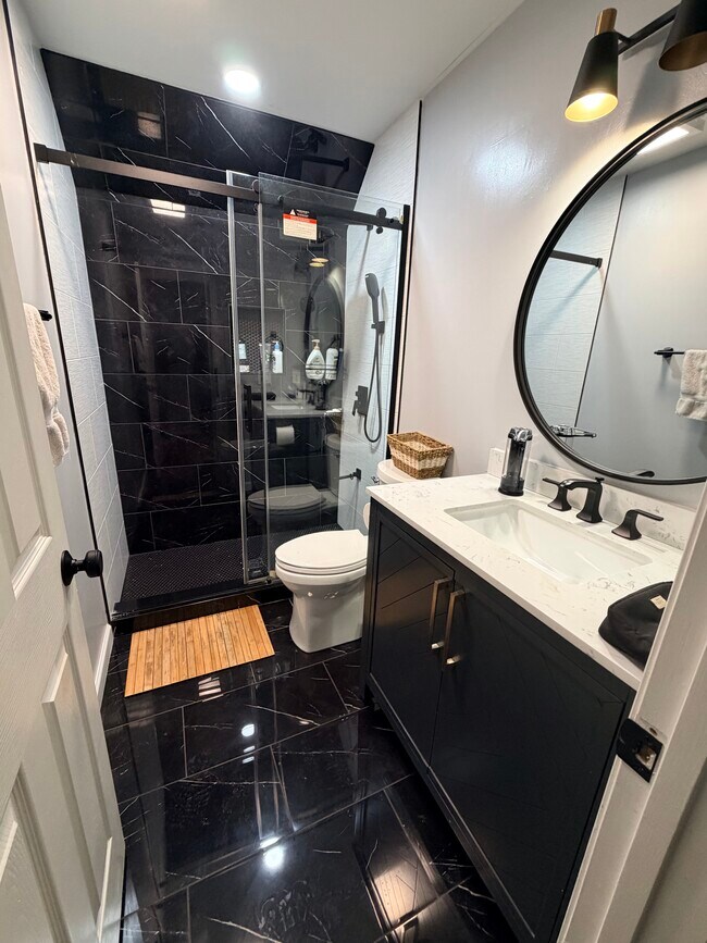 Building Photo - 12384 Brown Fox Way