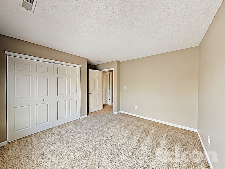 Building Photo - 5635 High Timber Ln