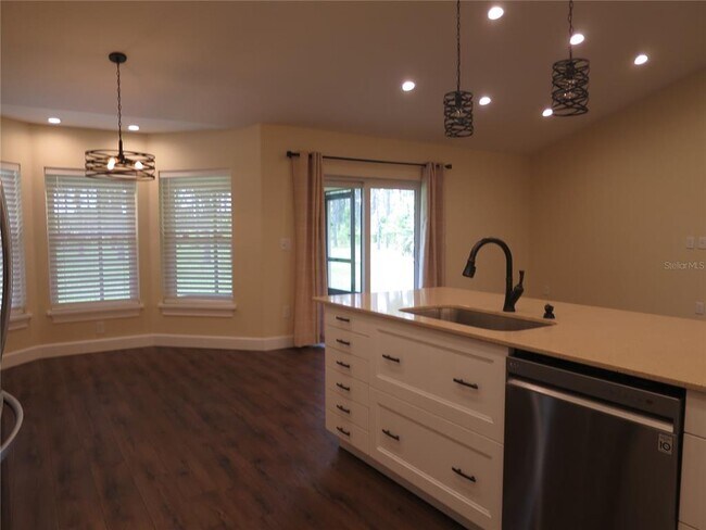Building Photo - 36426 Tanner Ln