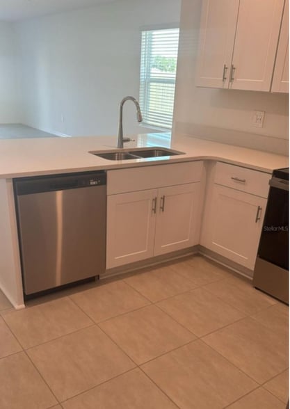 Building Photo - 208 Acorn Rd