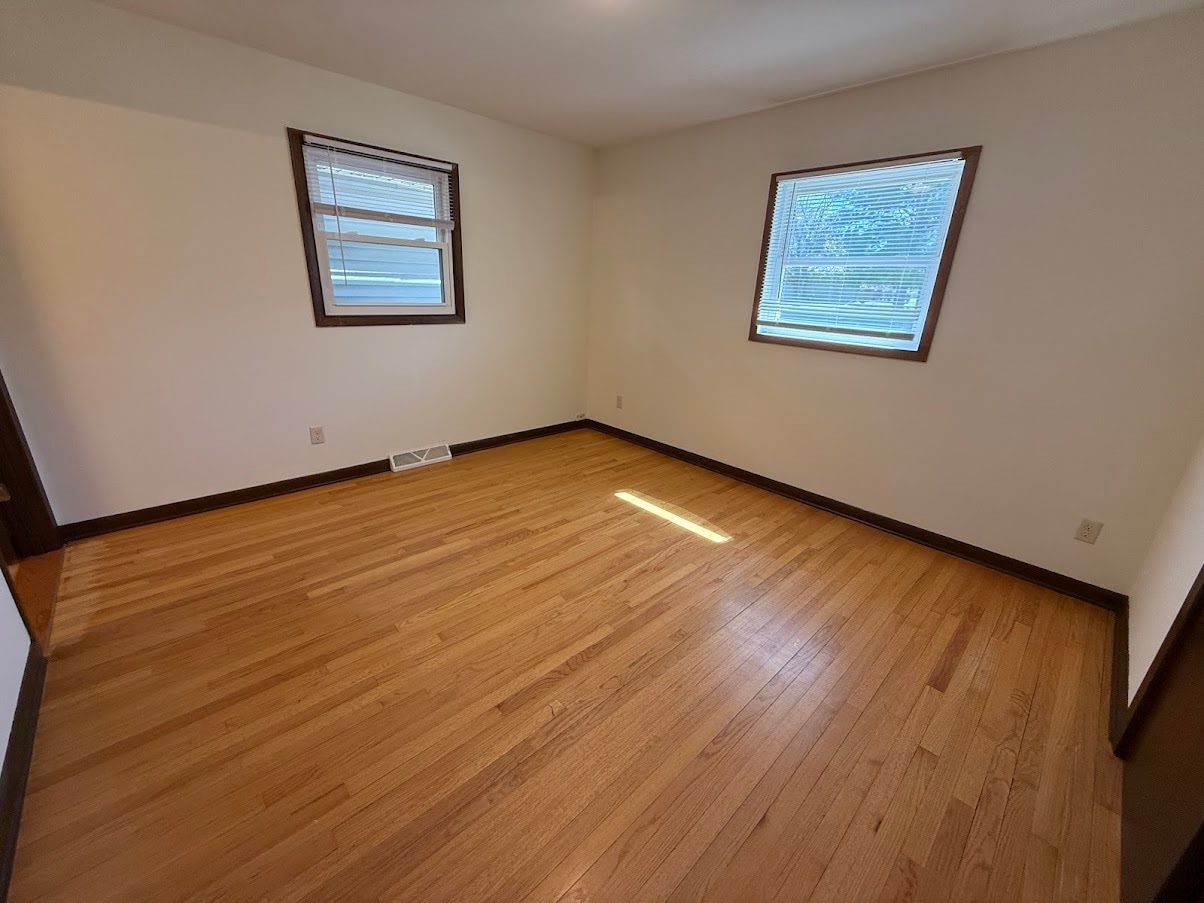 Building Photo - 299 Park St