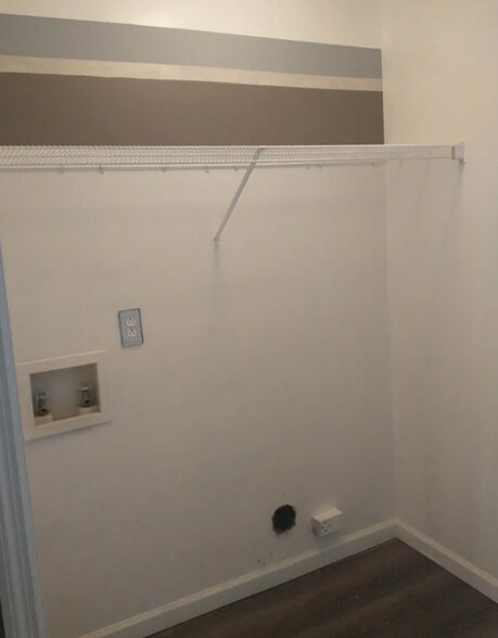 Building Photo - 1005 Waverunner Dr
