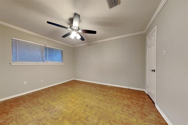 Building Photo - 15318 Sterling Lake Dr