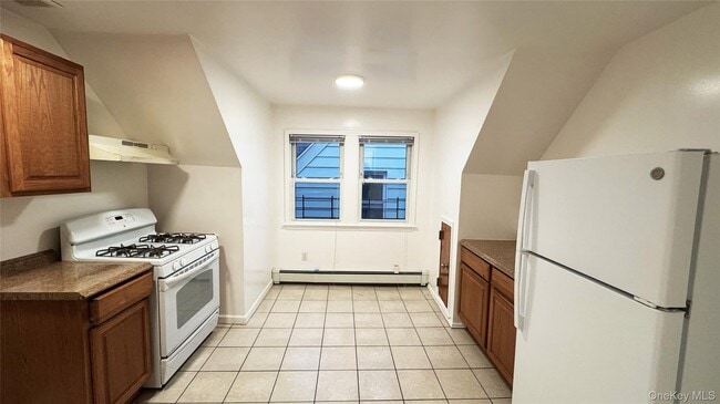 Building Photo - 29 S Terrace Ave