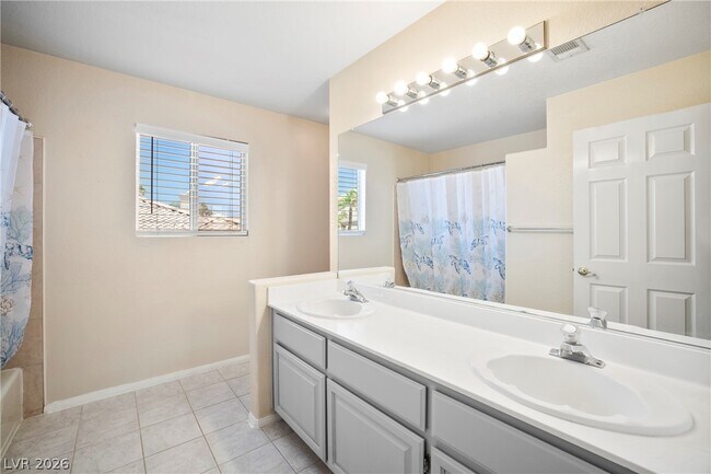 Building Photo - 3775 Emerald Bay Cir