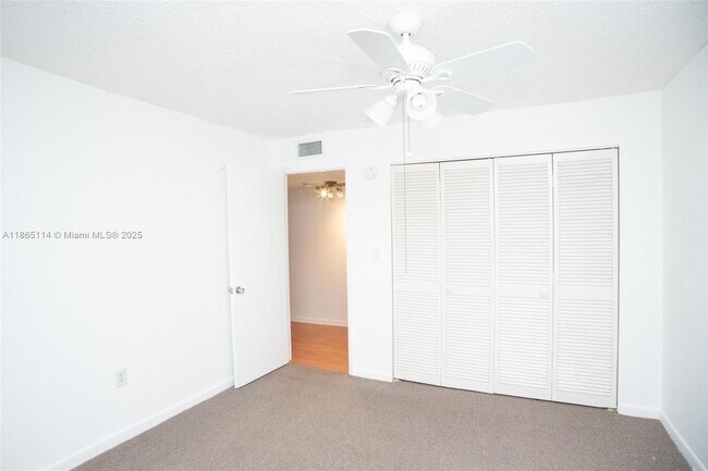 Building Photo - 13700 SW 62nd St