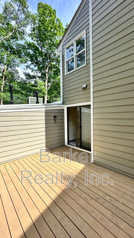 Building Photo - 4705 Fargo Ct