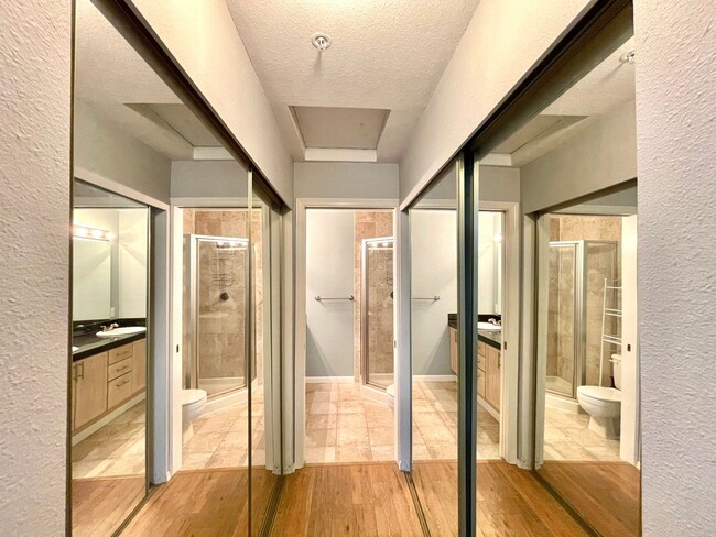 Building Photo - Great Condo For Rent