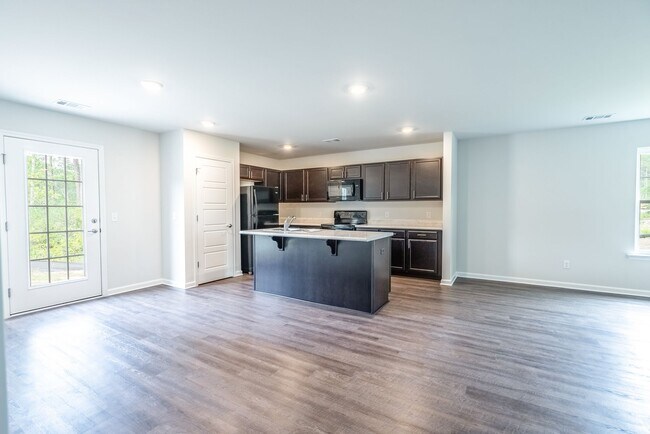 Building Photo - Oglethorpe Landing