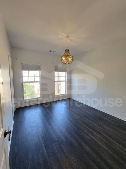 Building Photo - 2671 Rivers Edge Dr NE